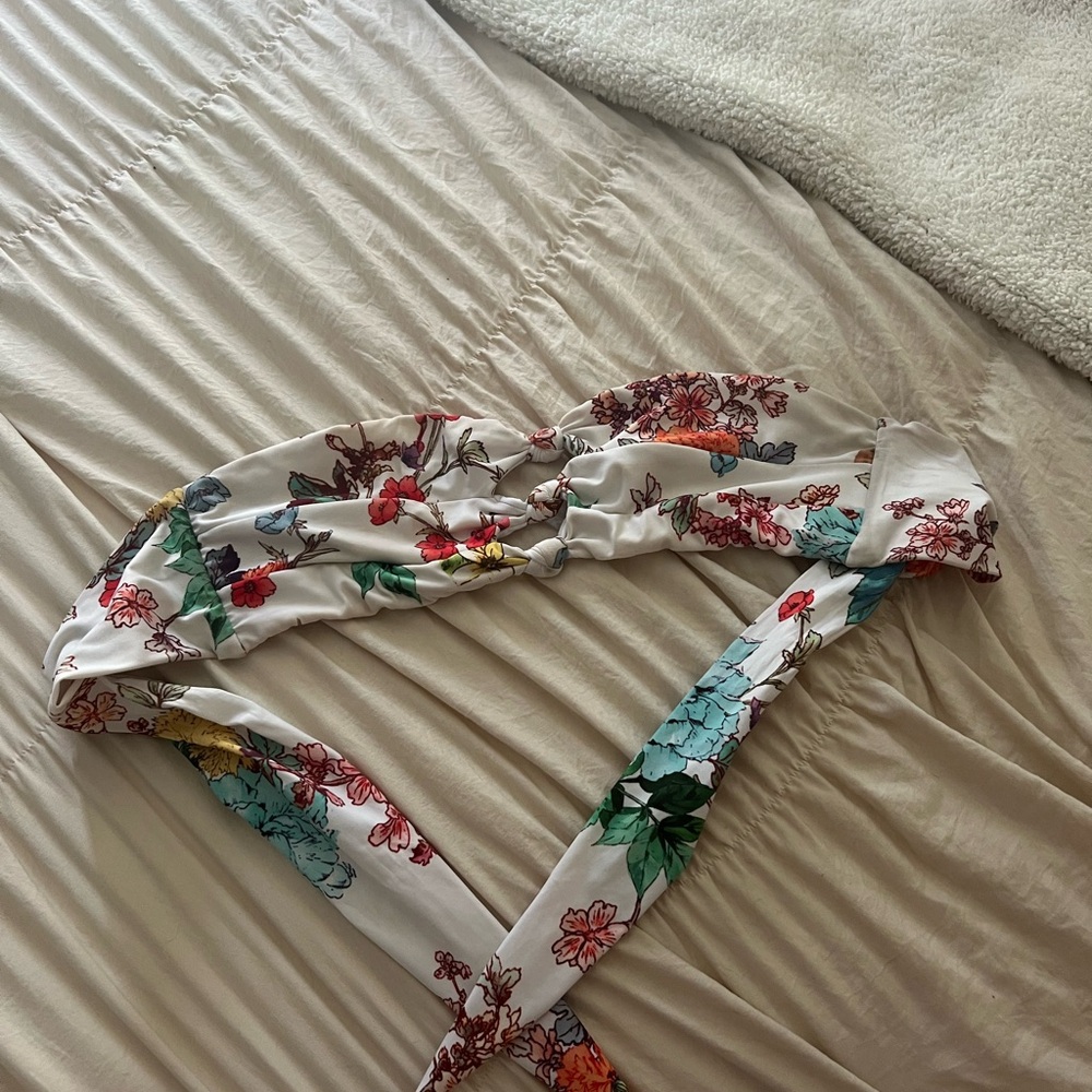 Pilyq White Floral Print strapless bikini top !